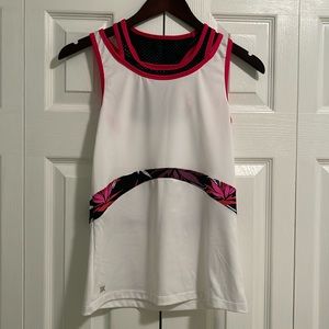 Tail golf/tennis tank